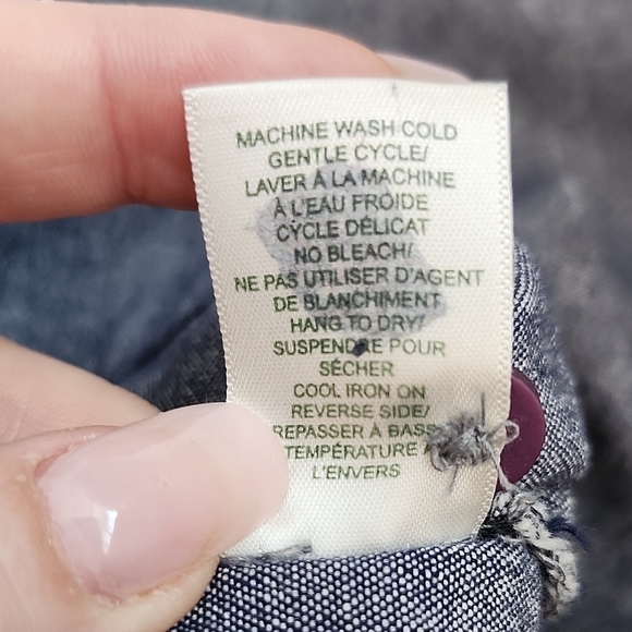 ROOTS 100% cotton round neckline pleated denim chambray shift tunic or dress - Picture 13 of 16